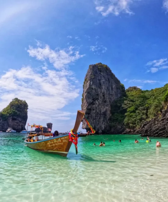 Phi Phi + Maya Bay + Bamboo Island By Speed Boat