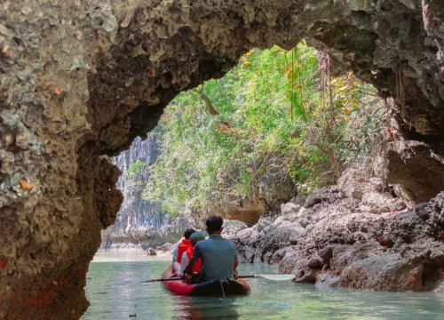 4 in 1 Canoeing in Phang Nga Bay and James Bond Island by Big Boat